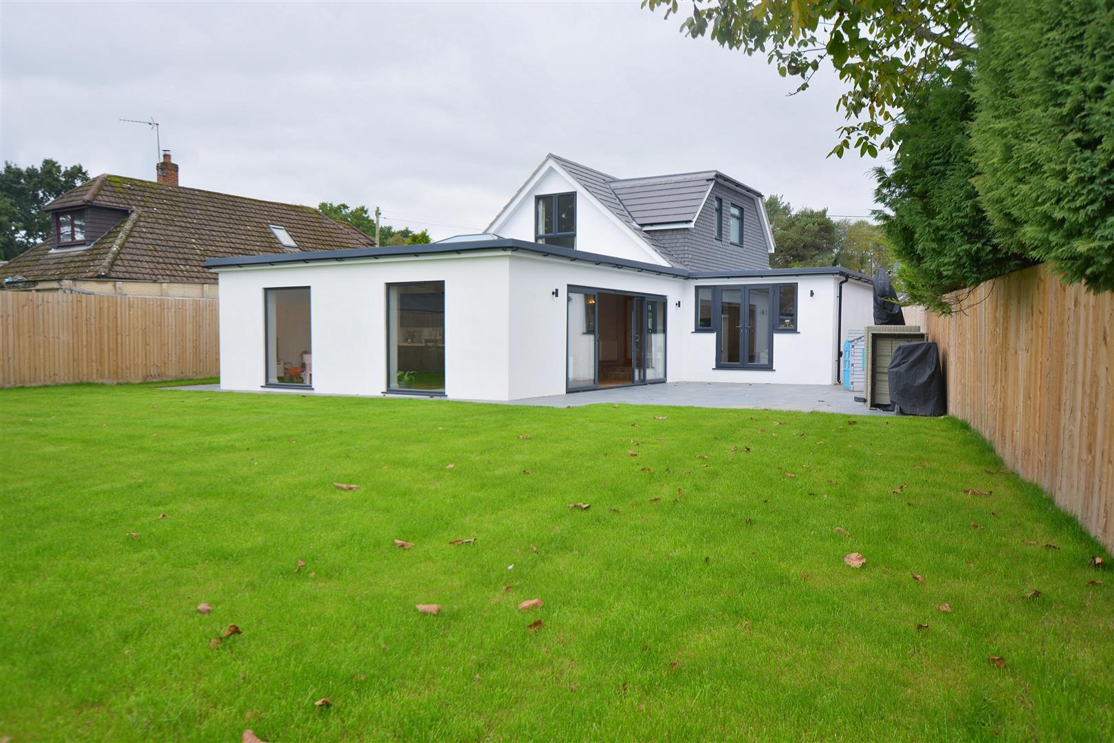 Stanfield Road, Ferndown Edwards Estate Agents