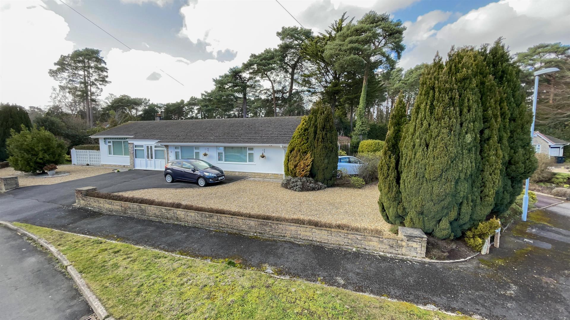 Heather Drive, Ferndown Edwards Estate Agents