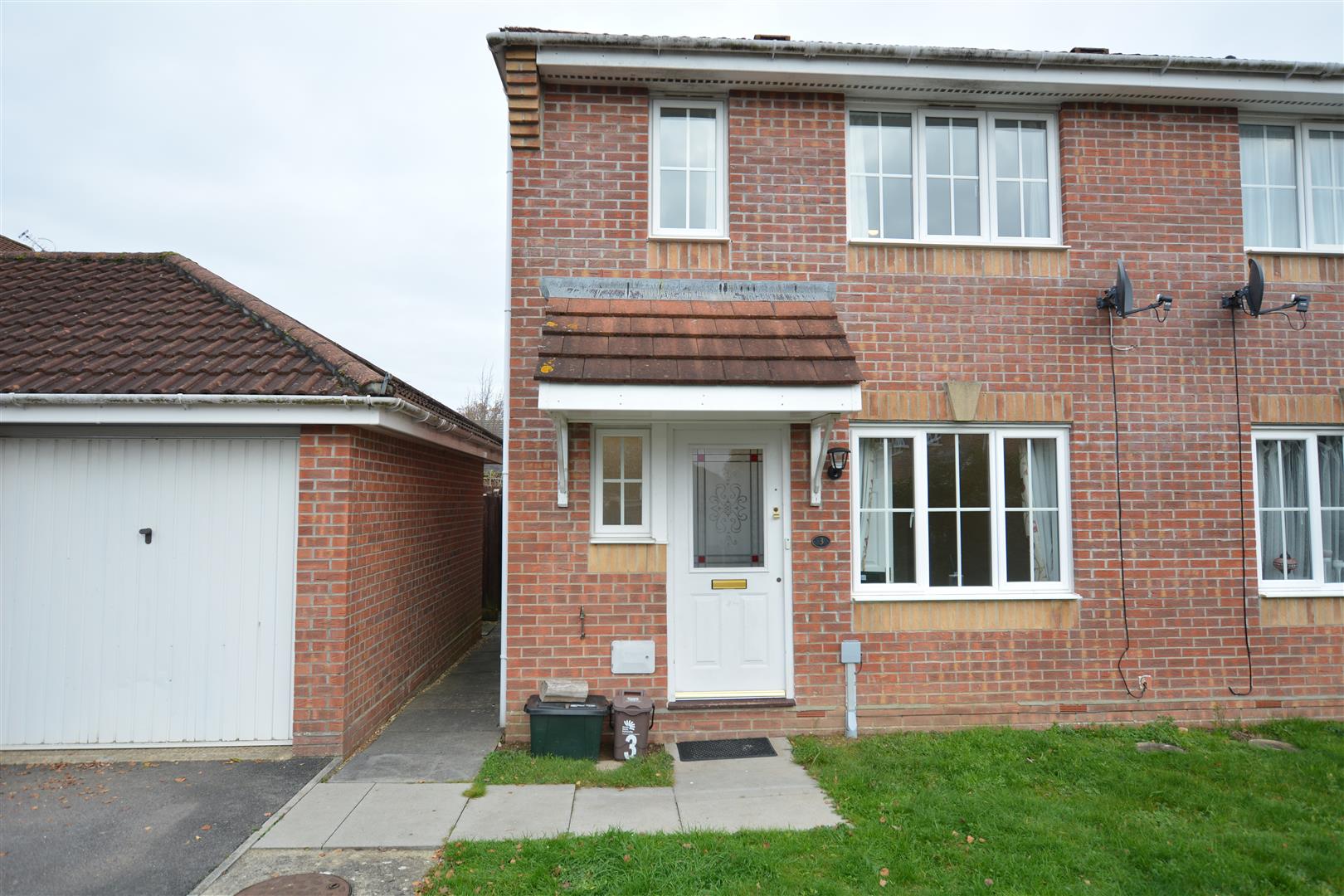 Woodland Close, Verwood Edwards Estate Agents