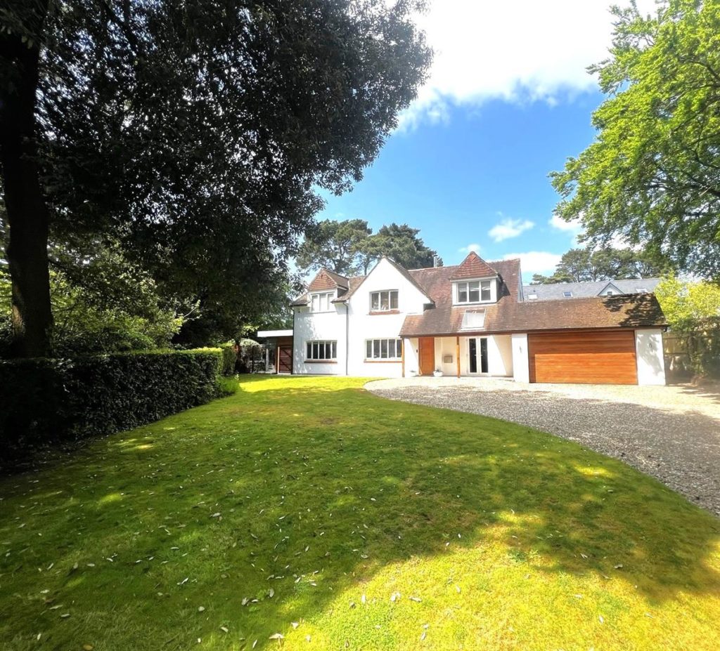 Higher Blandford Road, Broadstone, Dorset, BH18 Edwards Estate Agents