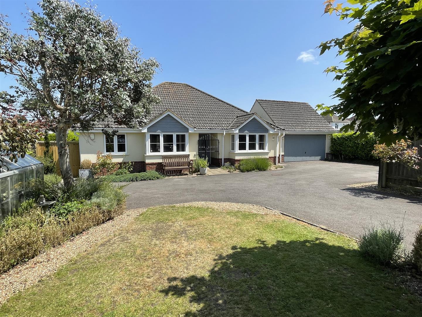 Bracken Road, Ferndown Edwards Estate Agents