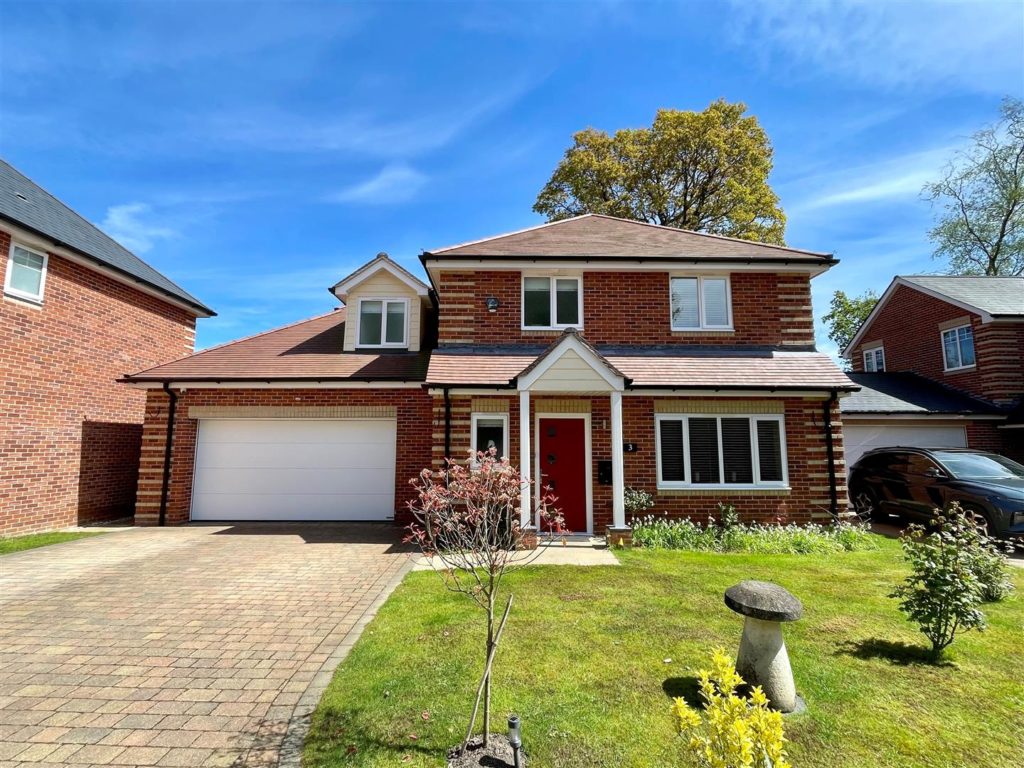 Maple Gardens, Sandy Lane, Verwood, Dorset