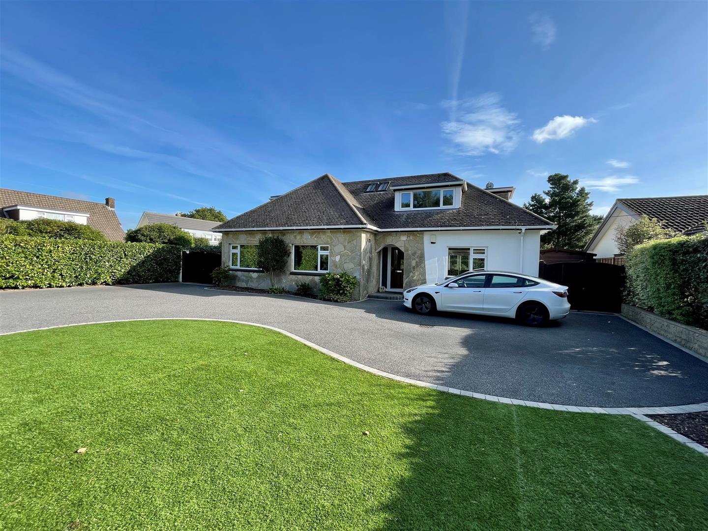 Lone Pine Drive, West Parley, Ferndown Edwards Estate Agents