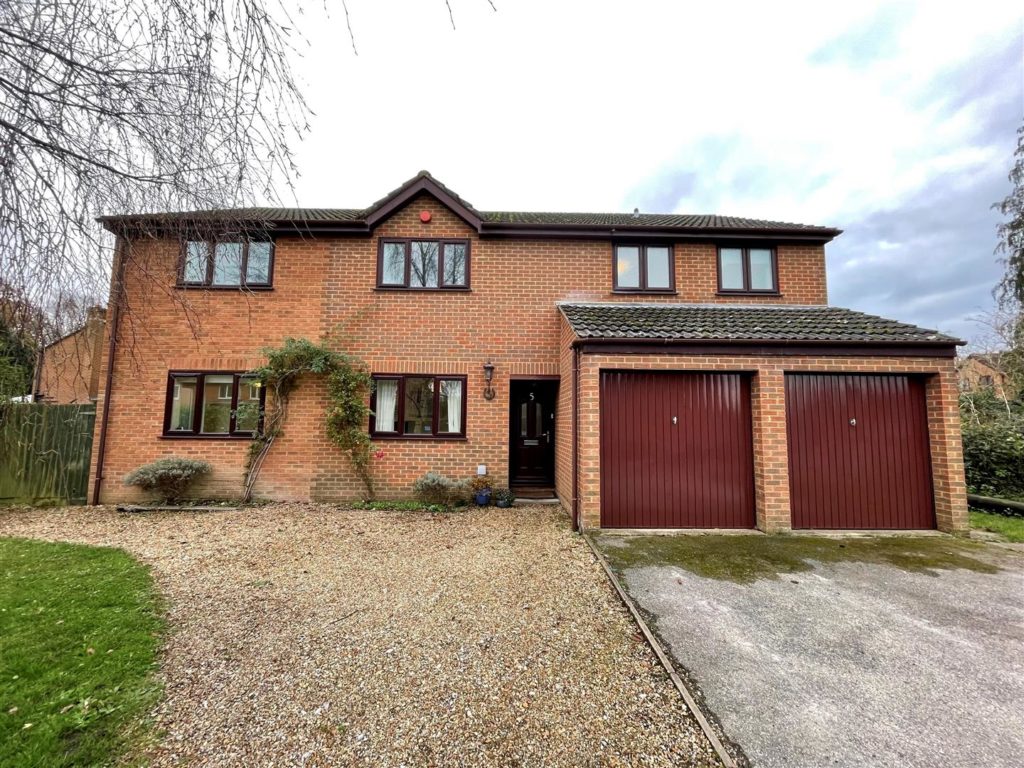 Haywards Farm Close, VERWOOD