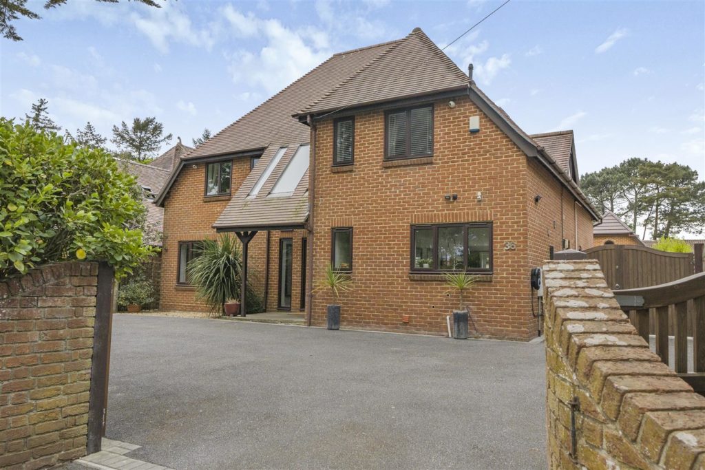 Dudsbury Road, West Parley, Ferndown