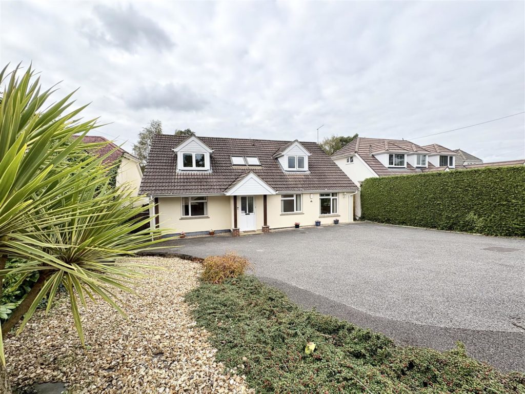 Pilford Heath Road, Wimborne