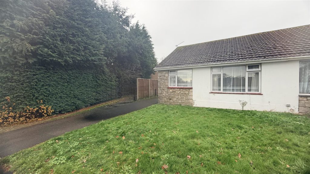 Coppice Avenue, Ferndown