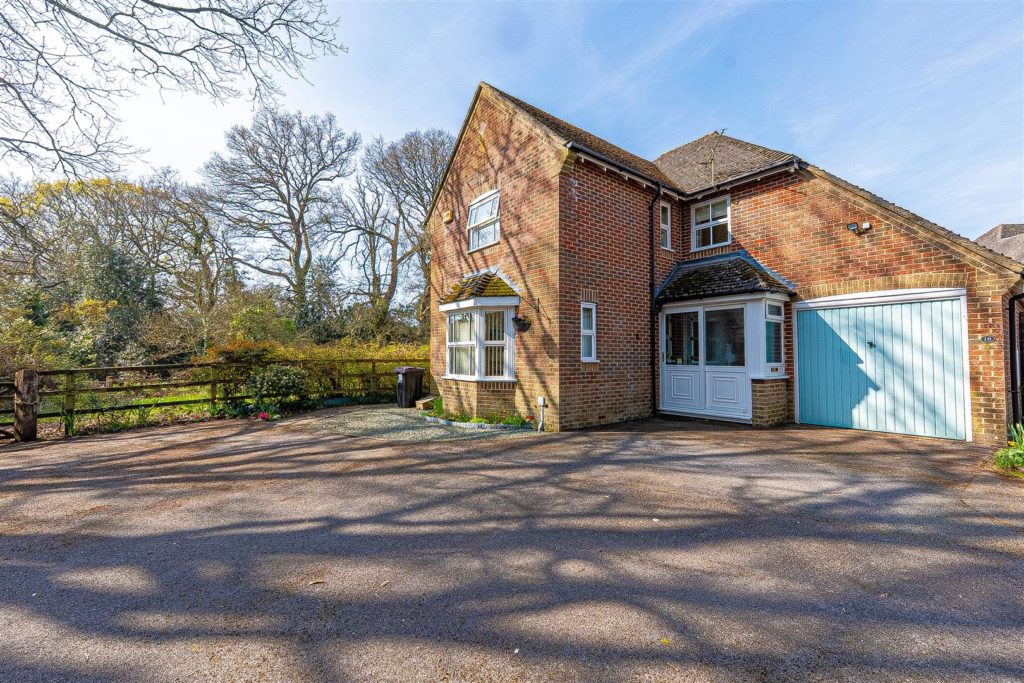 Egdon Close, Ferndown