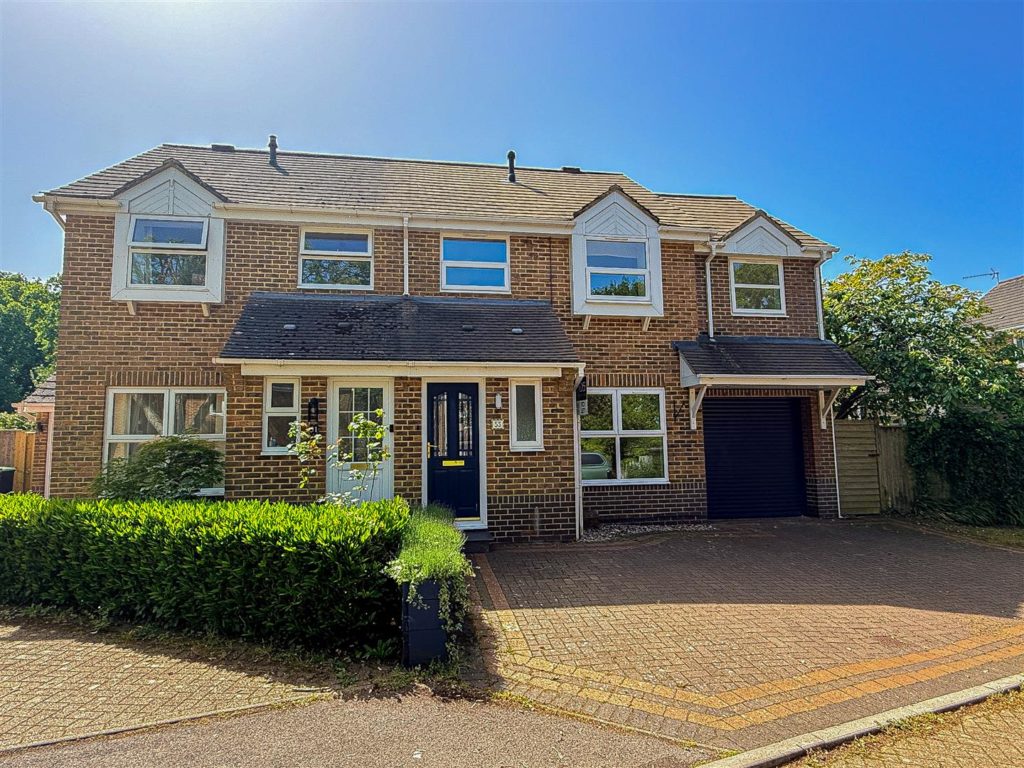 Hadrian Way, Corfe Mullen, Wimborne