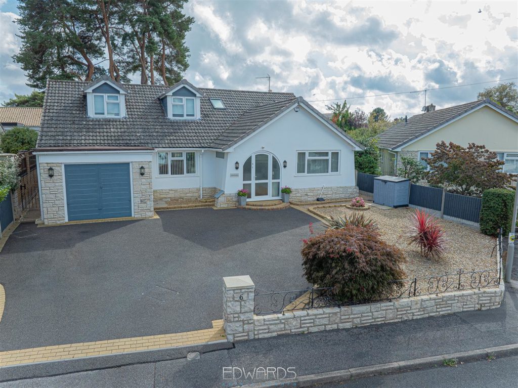 Wincombe Close, Ferndown